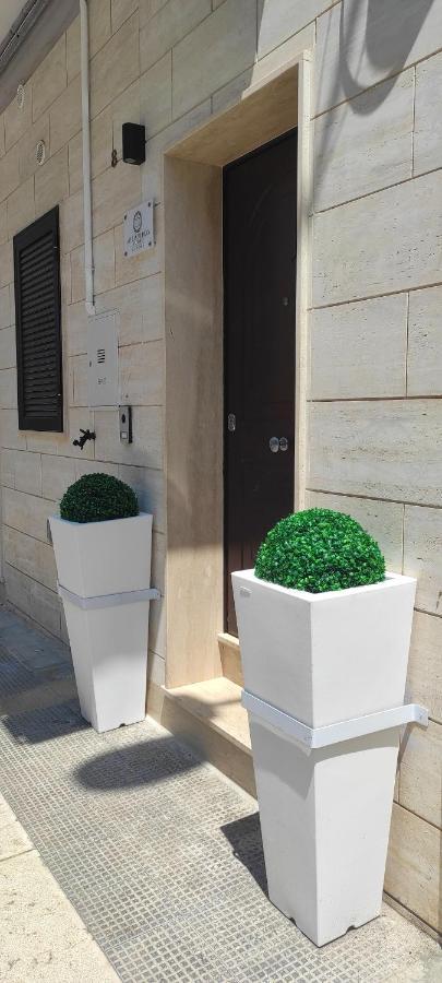 Apulia Modern - Bari Airport